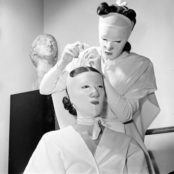 vintage-beauty-salon-equipment-10